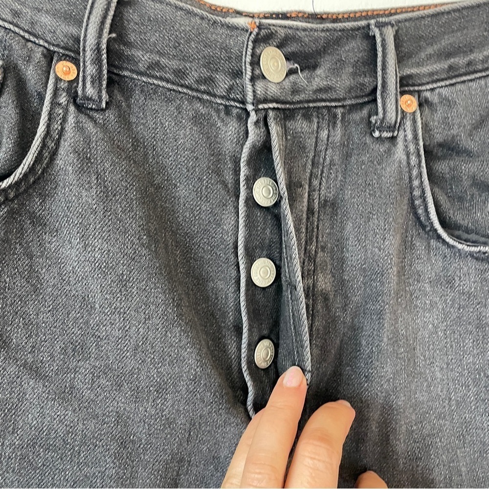 We The Free Ivy Mid-Rise Shorts Black Rigid Denim mid-rise Button Fly 30 - Picture 5 of 9